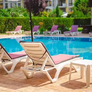 Magnolia Garden Aparthotel Sunny Beach